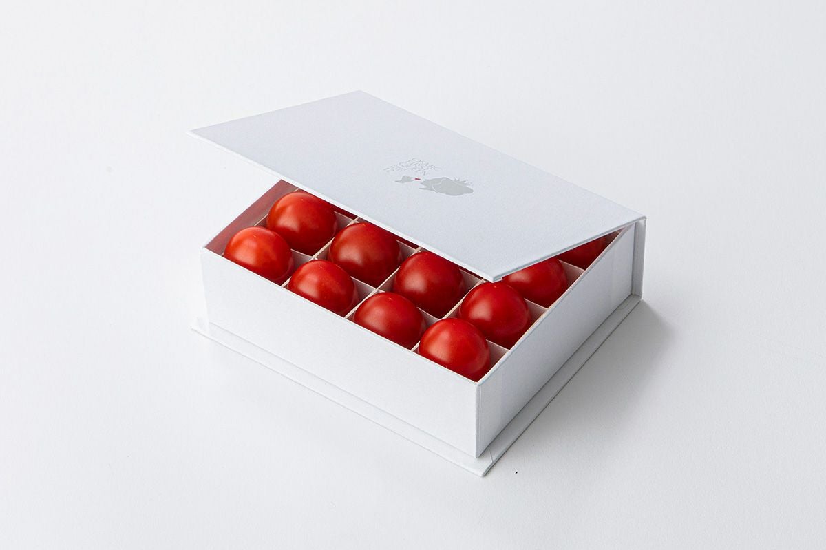 オスミックファースト OSMIC FIRST オスミックトマト 中元 ギフト フルーツミニトマト QUEEN 約150g